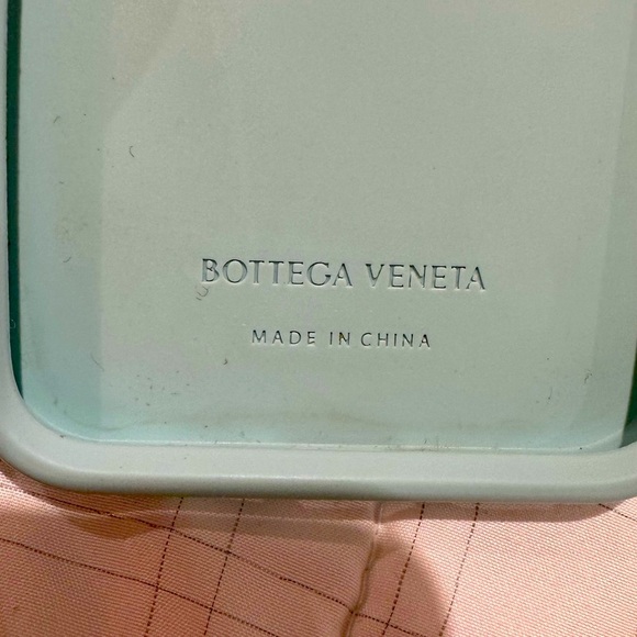 Authentic Bottega Veneta-Woven Intreccio rubber silicone IPhone Case-Light Blue - Picture 2 of 11